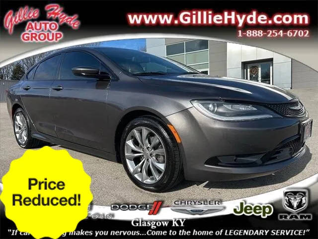 2016 Chrysler 200 S FWD photo