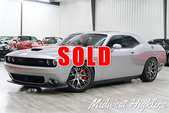 2015 Dodge Challenger SRT 392 RWD photo
