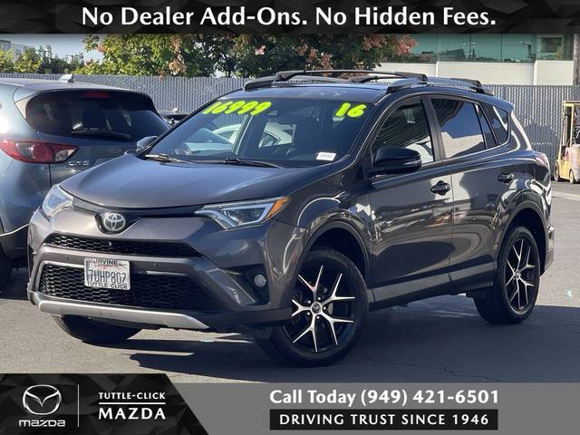 2016 Toyota RAV4 SE FWD photo