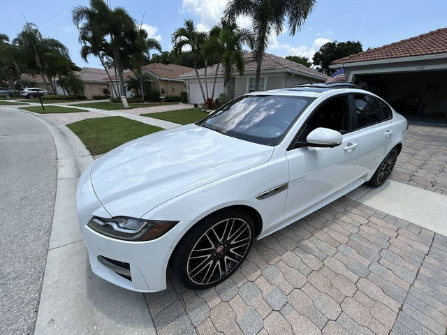 2016 Jaguar XF 35t R-Sport RWD photo