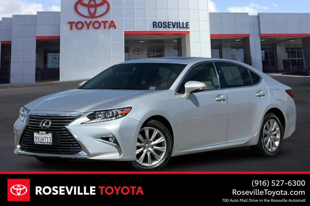 2016 Lexus ES  FWD photo