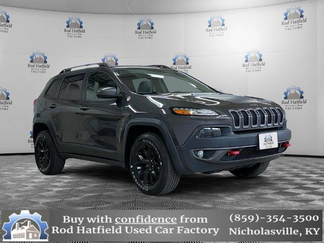 2016 Jeep Cherokee Trailhawk 4WD photo