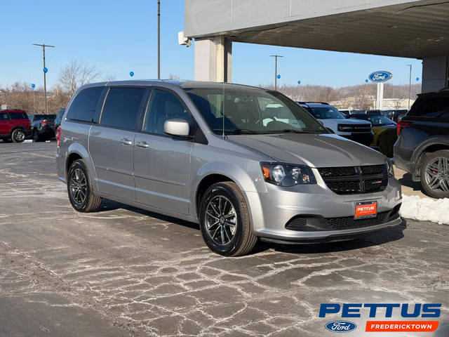 2016 Dodge Grand Caravan SE Plus FWD photo
