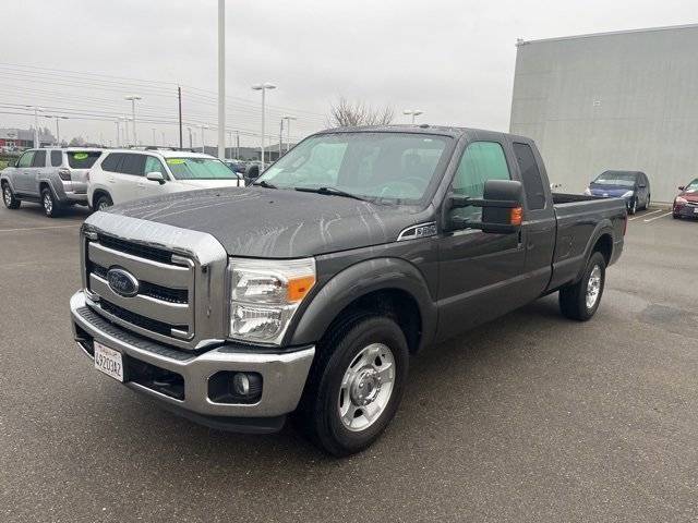 2016 Ford F-250 Super Duty XLT RWD photo