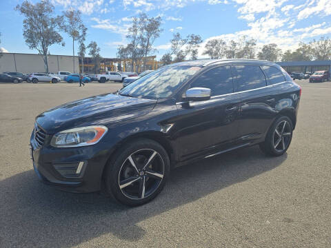 2016 Volvo XC60 T6 Drive-E R-Design AWD photo