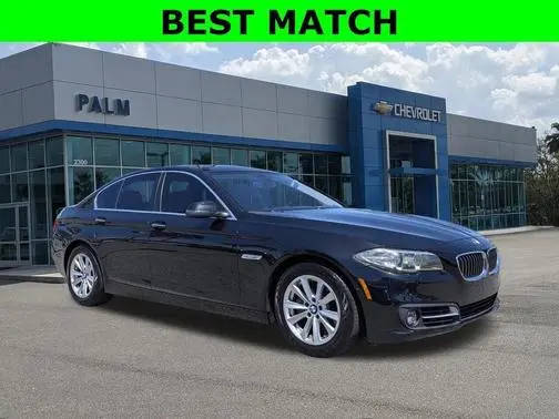 2016 BMW 5 Series 528i RWD photo
