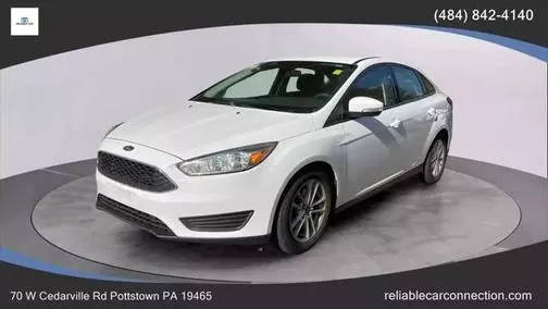 2016 Ford Focus SE FWD photo