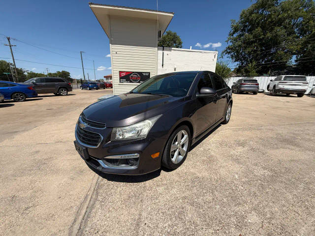2016 Chevrolet Cruze LT FWD photo