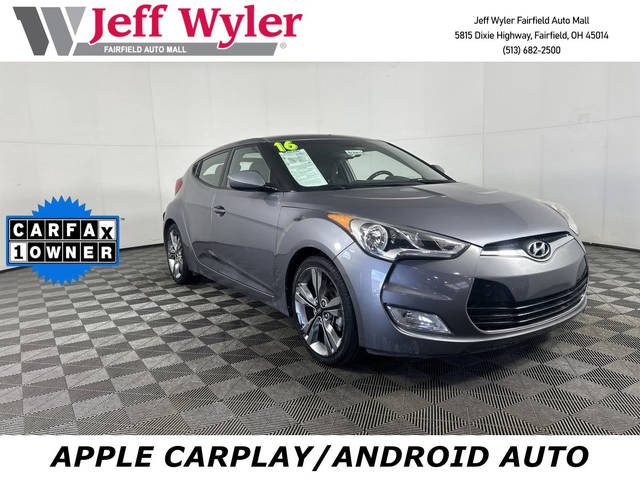 2016 Hyundai Veloster  FWD photo