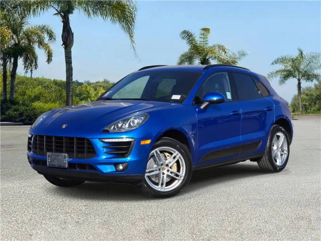 2016 Porsche Macan S AWD photo