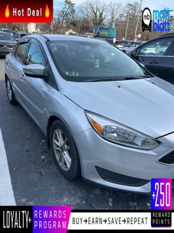 2016 Ford Focus SE FWD photo