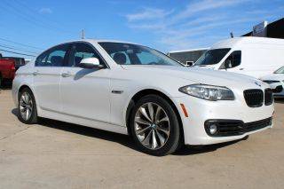 2016 BMW 5 Series 528i RWD photo