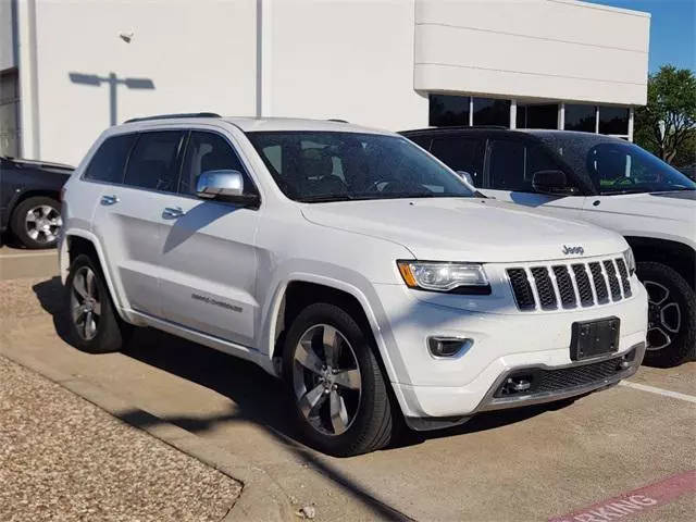 2016 Jeep Grand Cherokee Overland RWD photo