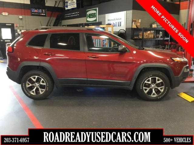 2016 Jeep Cherokee Trailhawk 4WD photo