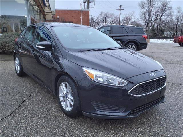2016 Ford Focus SE FWD photo