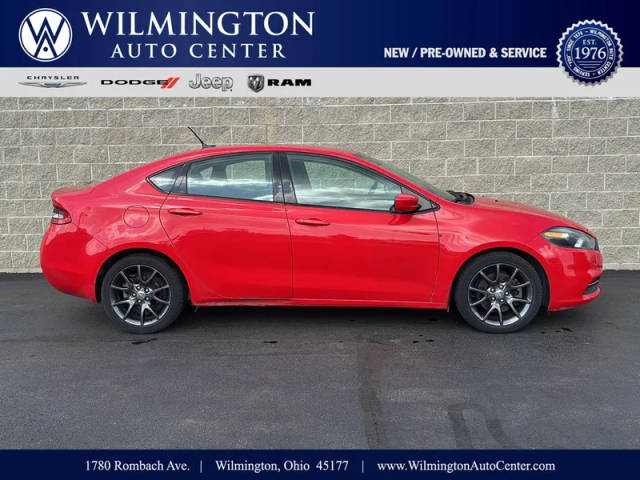 2016 Dodge Dart SE FWD photo