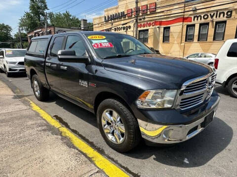 2016 Ram 1500 Big Horn 4WD photo