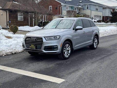2017 Audi Q7 Premium Plus AWD photo