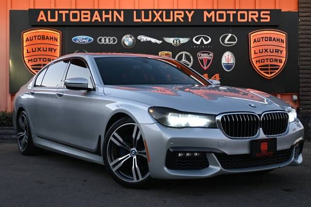 2016 BMW 7 Series 740i RWD photo