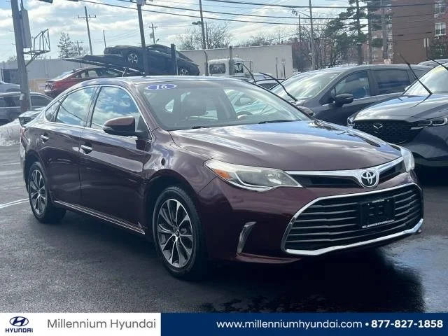 2016 Toyota Avalon XLE Premium FWD photo