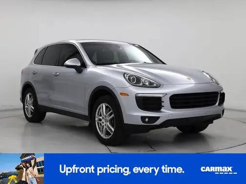 2016 Porsche Cayenne  AWD photo