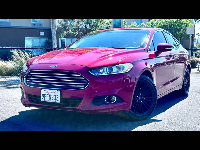 2016 Ford Fusion SE FWD photo