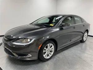 2016 Chrysler 200 Limited FWD photo