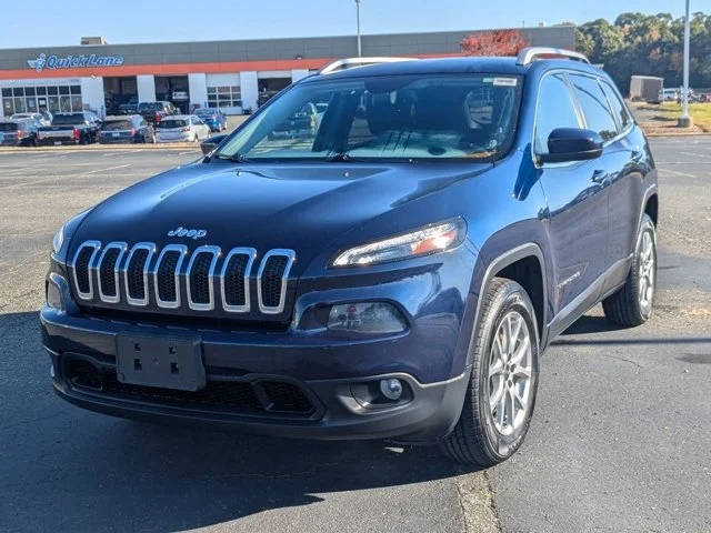 2016 Jeep Cherokee Latitude 4WD photo