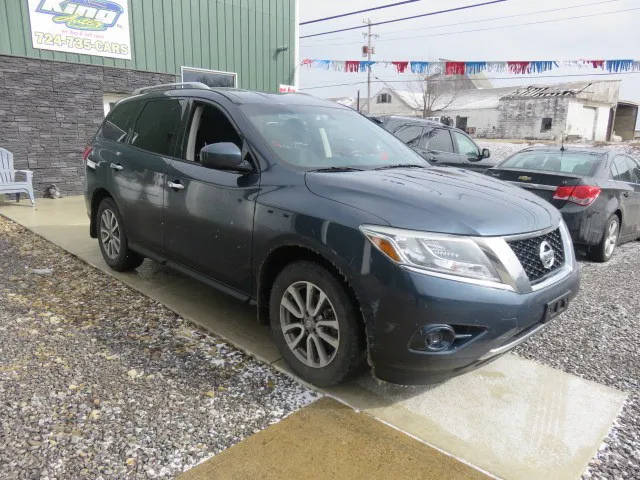 2016 Nissan Pathfinder S 4WD photo
