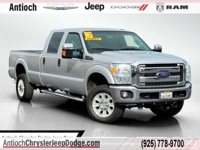 2016 Ford F-350 Super Duty XLT 4WD photo