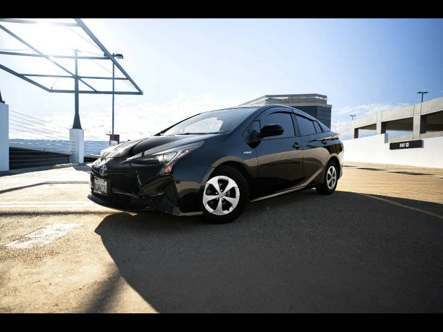 2016 Toyota Prius Two FWD photo