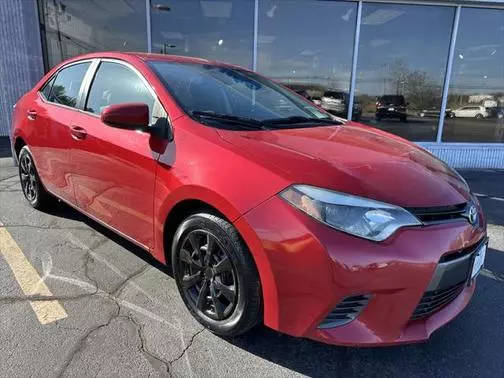 2016 Toyota Corolla LE FWD photo