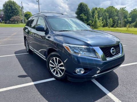 2016 Nissan Pathfinder SL 4WD photo
