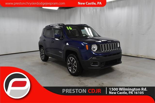 2016 Jeep Renegade Latitude 4WD photo