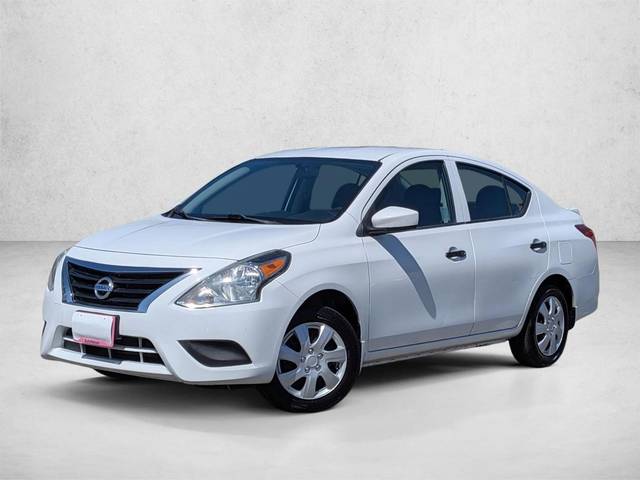 2016 Nissan Versa S Plus FWD photo