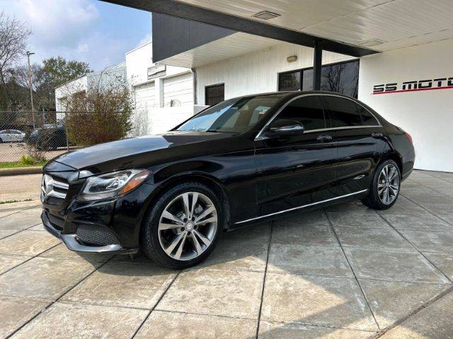 2016 Mercedes-Benz C-Class C 300 RWD photo