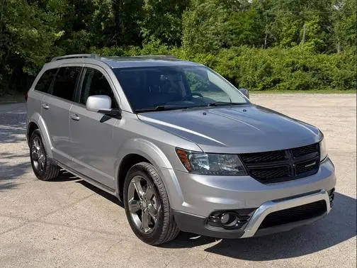 2016 Dodge Journey Crossroad Plus FWD photo