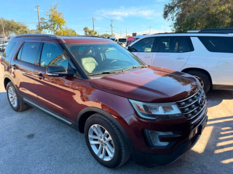 2016 Ford Explorer XLT FWD photo