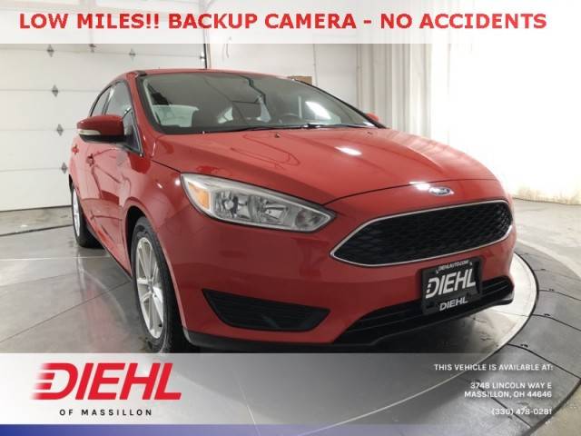 2016 Ford Focus SE FWD photo