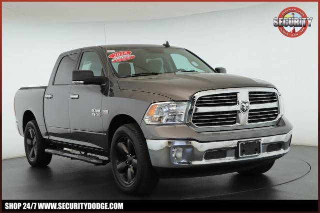 2016 Ram 1500 Big Horn 4WD photo
