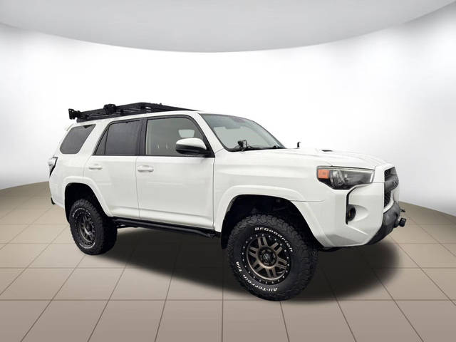 2016 Toyota 4Runner Trail 4WD photo