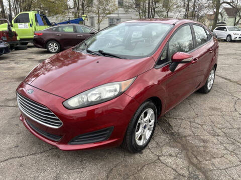2016 Ford Fiesta SE FWD photo