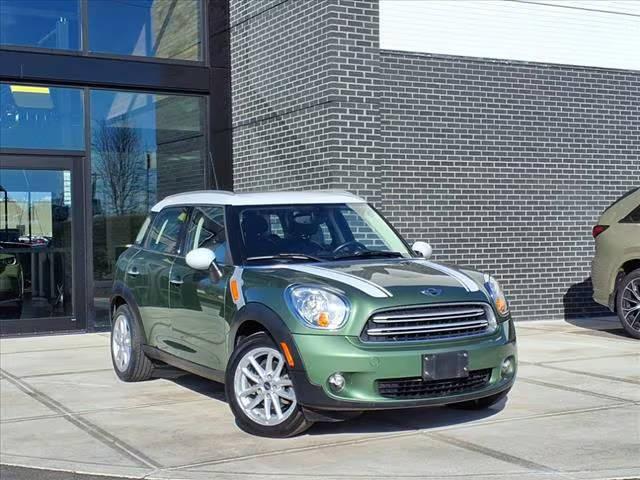 2016 MINI Countryman  FWD photo