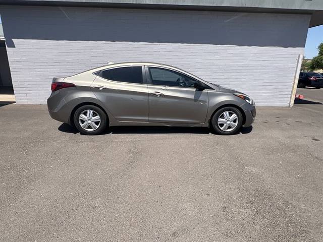 2016 Hyundai Elantra SE FWD photo