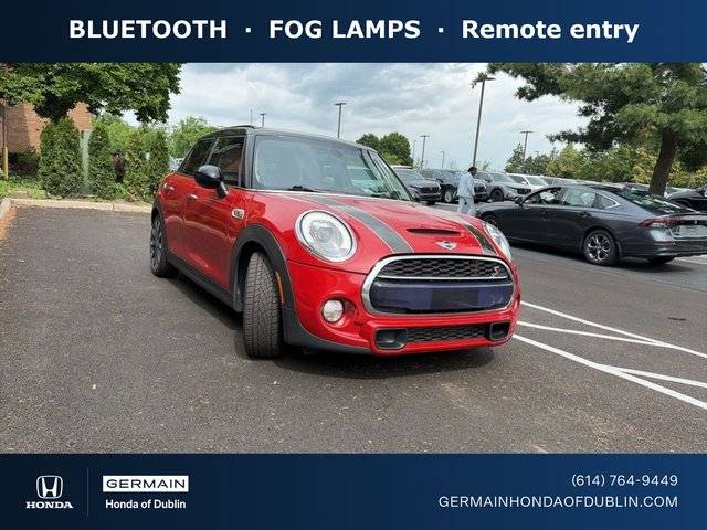 2016 MINI Hardtop 4 Door S FWD photo