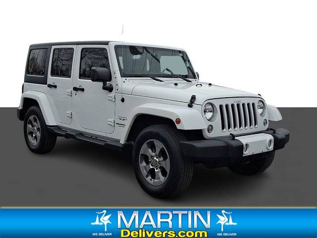 2016 Jeep Wrangler Unlimited Sahara 4WD photo