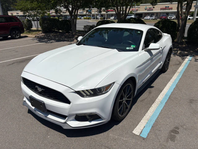 2016 Ford Mustang EcoBoost RWD photo