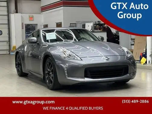 2016 Nissan 370Z  RWD photo