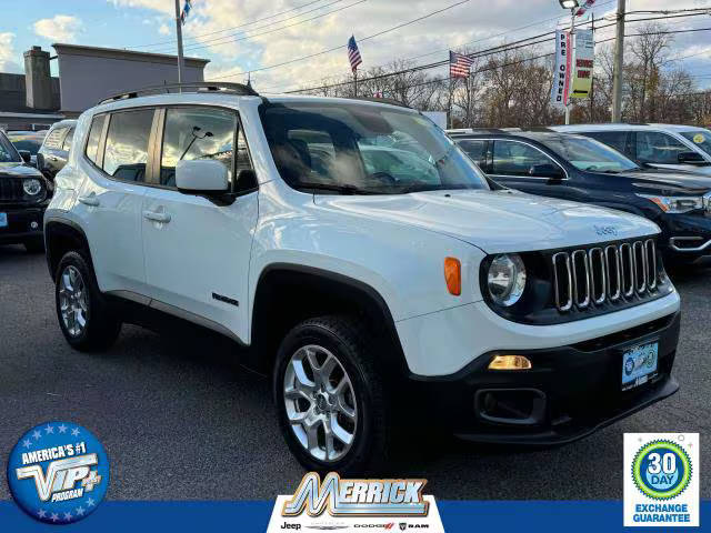 2016 Jeep Renegade Latitude 4WD photo