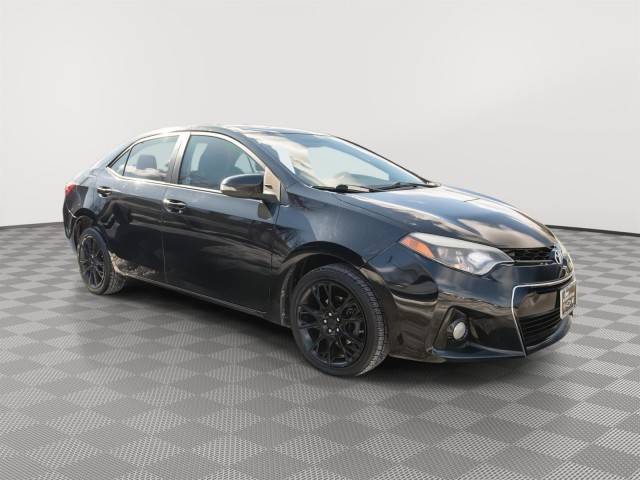 2016 Toyota Corolla S FWD photo